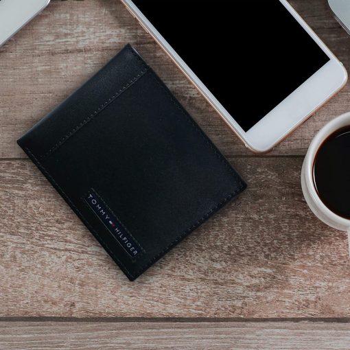 Tommy Hilfiger bőr pénztárca - sötétbarna - Cambridge